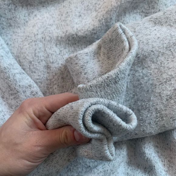 UNIVERSAL THREAD || Light Grey and Lime Green Yellow Accent Half Zip Sweatshirt - Picture 5 of 8